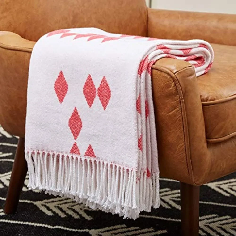 NEW Geometric Diamond Jacquard Reversible Throw Blanket 50